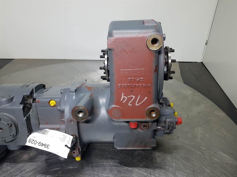 Liebherr A924 - 5008263-ZF 2HL-100-Transmission/Getriebe - Caixas de velocidade e peças por Máquina de construção: foto 2 Liebherr A924 - 5008263-ZF 2HL-100-Transmission/Getriebe - Caixas de velocidade e peças por Máquina de construção: foto 2