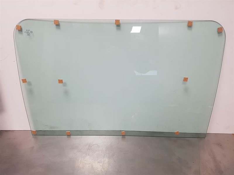 Liebherr A924C-10035530-Frontscheibe unten/Voorruit onder - Cabine e interior por Máquina de construção: foto 2 Liebherr A924C-10035530-Frontscheibe unten/Voorruit onder - Cabine e interior por Máquina de construção: foto 2