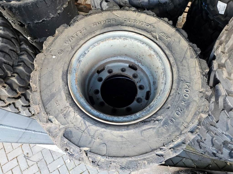 Liebherr A934C-12.00-20-Tire/Reifen/Band - Jantes e pneus por Máquina de construção: foto 4 Liebherr A934C-12.00-20-Tire/Reifen/Band - Jantes e pneus por Máquina de construção: foto 4