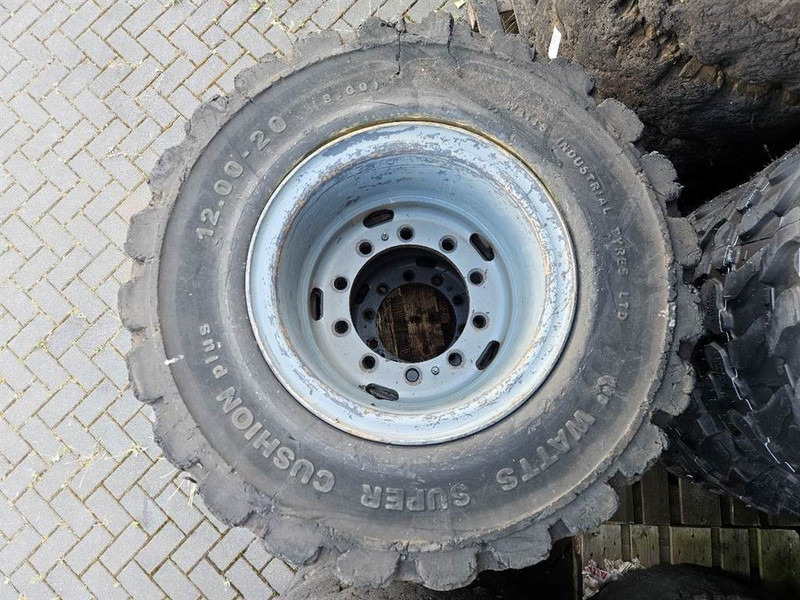 Liebherr A934C-12.00-20-Tire/Reifen/Band - Jantes e pneus por Máquina de construção: foto 3 Liebherr A934C-12.00-20-Tire/Reifen/Band - Jantes e pneus por Máquina de construção: foto 3