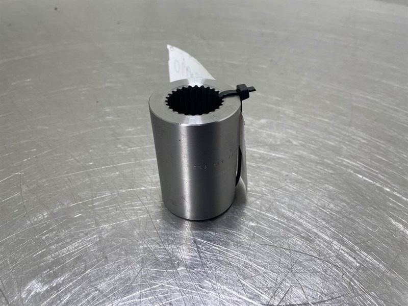 Liebherr L514-7017300-ZF 4472319132-Profile bushing/Bus - Eixo e peças por Máquina de construção: foto 1 Liebherr L514-7017300-ZF 4472319132-Profile bushing/Bus - Eixo e peças por Máquina de construção: foto 1