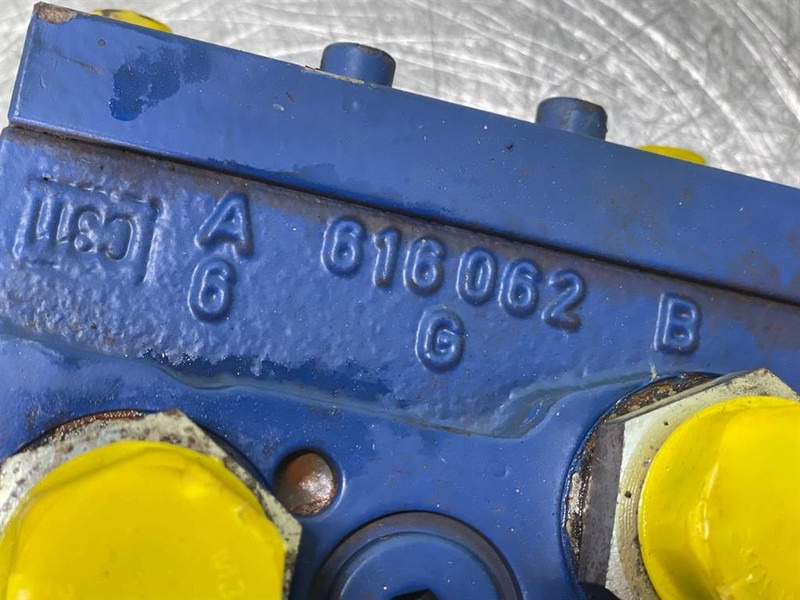 Leasing de Liebherr L524-10675942 / R901239077-Valve/Ventile/Ventiel Liebherr L524-10675942 / R901239077-Valve/Ventile/Ventiel: foto 9