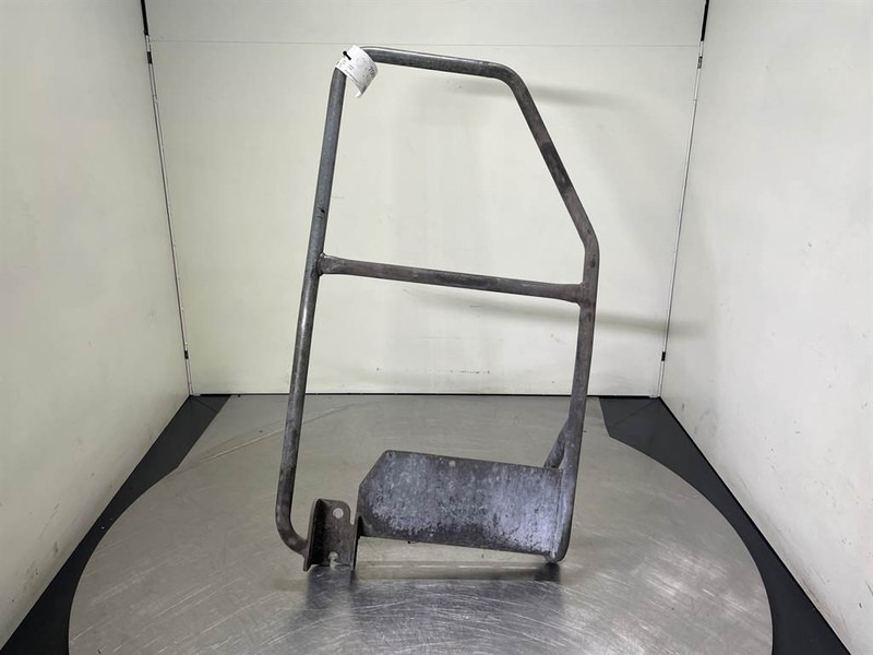 Liebherr LH24M-94052416-Handle/Handgriff/Steun - Estrutura/ Châssis por Máquina de construção: foto 2 Liebherr LH24M-94052416-Handle/Handgriff/Steun - Estrutura/ Châssis por Máquina de construção: foto 2
