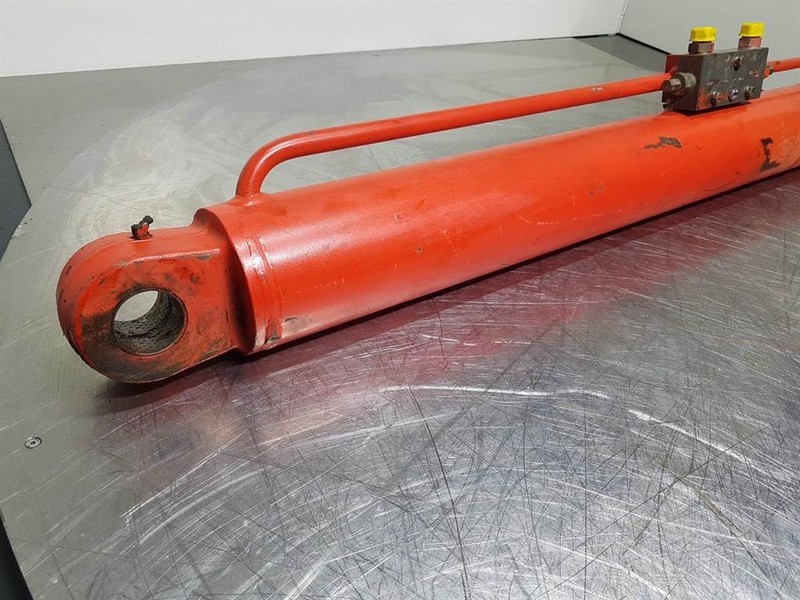 Manitou MT1233ST-208924-Lifting cylinder/Zylinder/Cilinder - Hidráulica: foto 3 Manitou MT1233ST-208924-Lifting cylinder/Zylinder/Cilinder - Hidráulica: foto 3