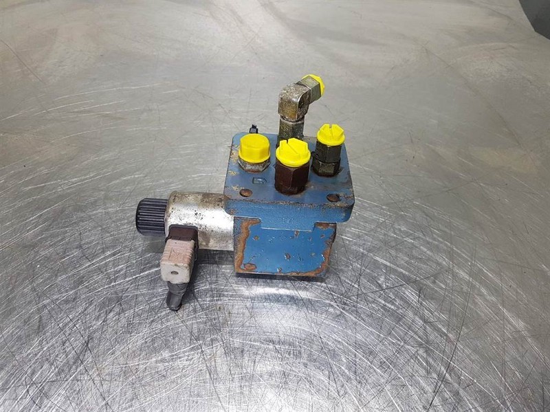 Manitou MT1233ST-Bosch 081WV10P1V1027-Valve/Ventil/Ventiel - Hidráulica: foto 2 Manitou MT1233ST-Bosch 081WV10P1V1027-Valve/Ventil/Ventiel - Hidráulica: foto 2