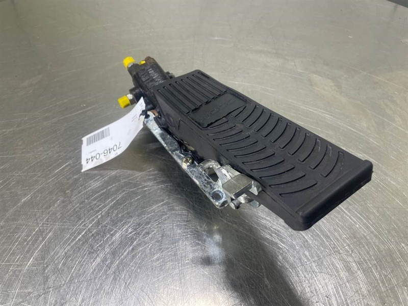 Mecalac 12MTX-5360657-Brake valve/Bremsventile/Remventiel - Hidráulica por Máquina de construção: foto 5 Mecalac 12MTX-5360657-Brake valve/Bremsventile/Remventiel - Hidráulica por Máquina de construção: foto 5