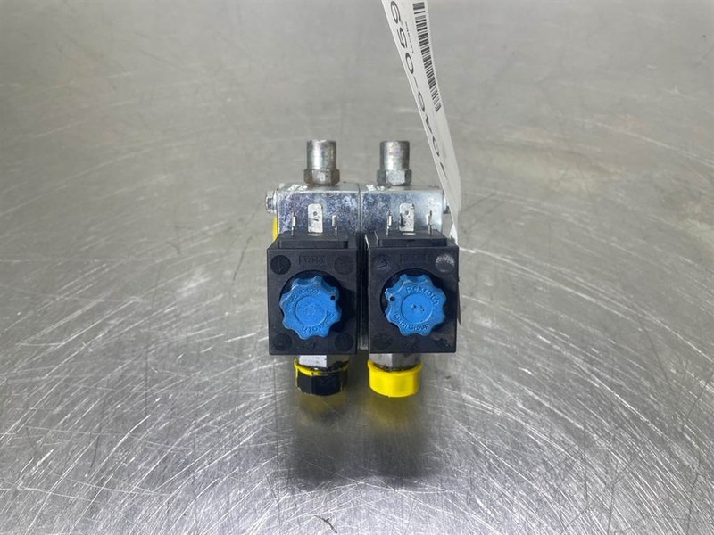 Mecalac 12MTX-6090481-Walvoil 5KT7200301-2/2 Valve - Hidráulica por Máquina de construção: foto 3 Mecalac 12MTX-6090481-Walvoil 5KT7200301-2/2 Valve - Hidráulica por Máquina de construção: foto 3