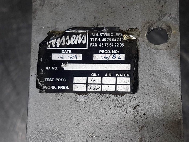 Nissens - Oil cooler/Ölkühler/Oliekoeler - Hidráulica por Máquina de construção: foto 4 Nissens - Oil cooler/Ölkühler/Oliekoeler - Hidráulica por Máquina de construção: foto 4