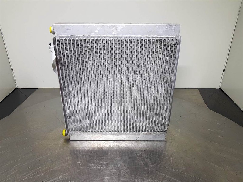 Nissens - Oil cooler/Ölkühler/Oliekoeler - Hidráulica por Máquina de construção: foto 1 Nissens - Oil cooler/Ölkühler/Oliekoeler - Hidráulica por Máquina de construção: foto 1
