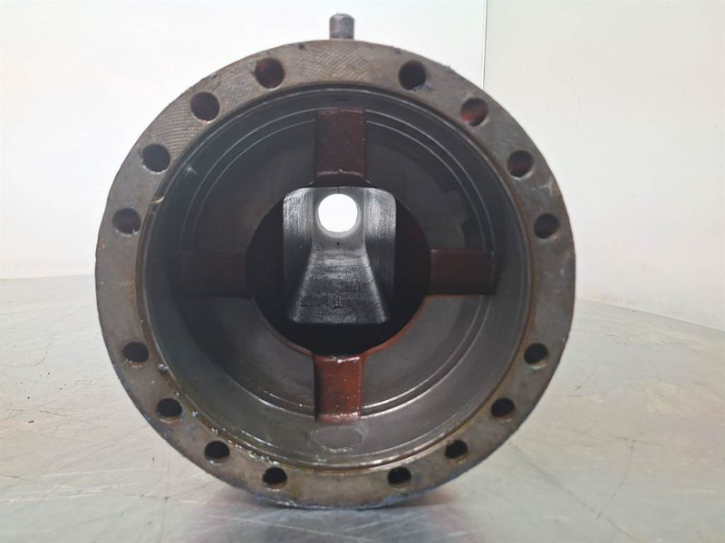O & K L6 - 4711346 Axle housing/Achskörper/Astrechter - Eixo e peças por Máquina de construção: foto 5 O & K L6 - 4711346 Axle housing/Achskörper/Astrechter - Eixo e peças por Máquina de construção: foto 5