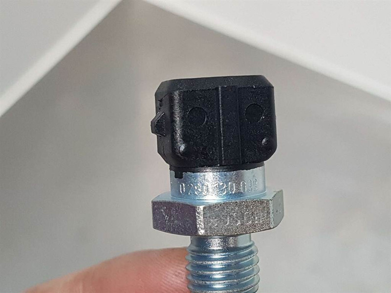 Perkins 854E-E34TA-Bosch 0280130039-Temperatuursensor - Sistema elétrico por Máquina de construção: foto 4 Perkins 854E-E34TA-Bosch 0280130039-Temperatuursensor - Sistema elétrico por Máquina de construção: foto 4