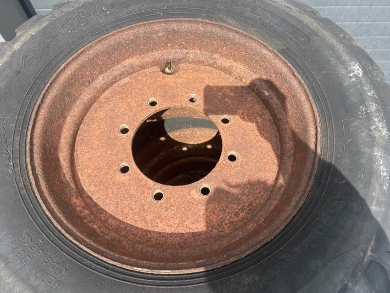 Schaeff SKL841-Altura 550/45-22.5-Tire/Reifen/Band - Jantes e pneus por Máquina de construção: foto 4 Schaeff SKL841-Altura 550/45-22.5-Tire/Reifen/Band - Jantes e pneus por Máquina de construção: foto 4