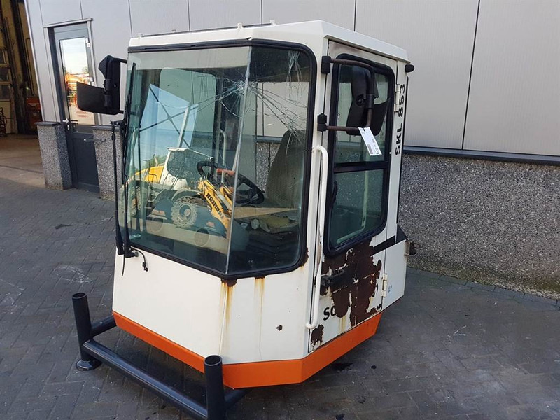 Schaeff SKL853-101980172-Cabin/Kabine/Cabine - Cabine e interior por Máquina de construção: foto 2 Schaeff SKL853-101980172-Cabin/Kabine/Cabine - Cabine e interior por Máquina de construção: foto 2