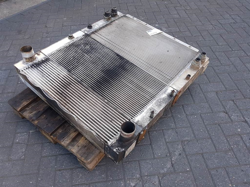 Sennebogen 818 - Cooler/Kühler/Koeler - Motor e peças por Máquina de construção: foto 3 Sennebogen 818 - Cooler/Kühler/Koeler - Motor e peças por Máquina de construção: foto 3