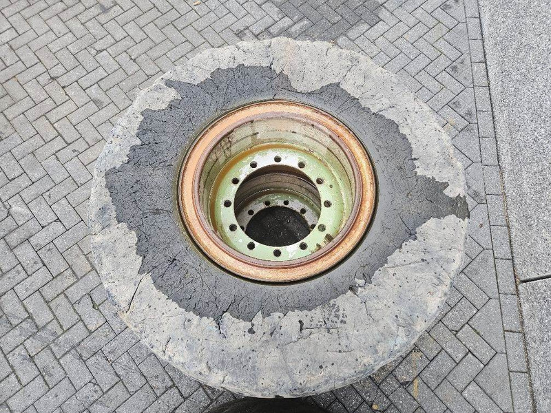 Terex TL260S-20.5R25-Tire/Reifen/Band - Jantes e pneus por Máquina de construção: foto 4 Terex TL260S-20.5R25-Tire/Reifen/Band - Jantes e pneus por Máquina de construção: foto 4