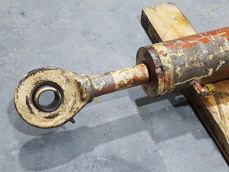 - Tilt cylinder/Kippzylinder/Nijgcilinder - Hidráulica: foto 2 - Tilt cylinder/Kippzylinder/Nijgcilinder - Hidráulica: foto 2