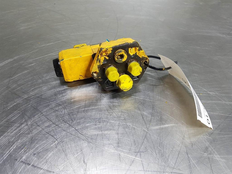 Vickers DG4V32BMUG760 - Valve/Ventile/Ventiel - Hidráulica por Máquina de construção: foto 2 Vickers DG4V32BMUG760 - Valve/Ventile/Ventiel - Hidráulica por Máquina de construção: foto 2