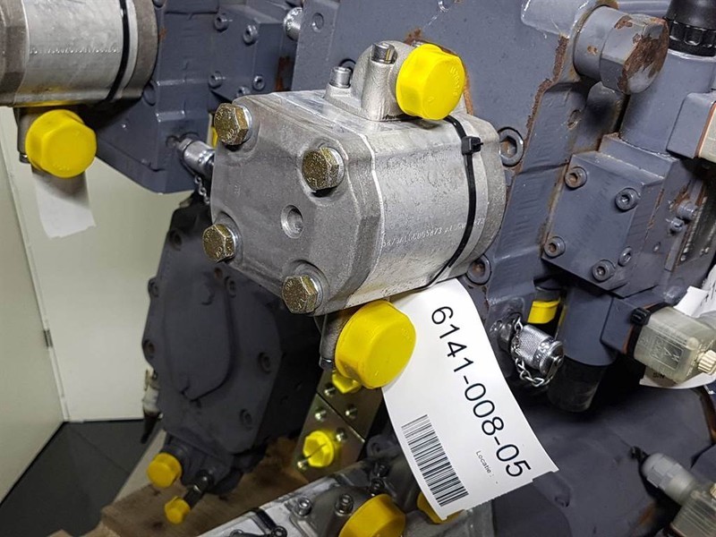 Vögele 1802925 / 2046225-Haldex WP09A1-1802925-Gearpump - Hidráulica: foto 1 Vögele 1802925 / 2046225-Haldex WP09A1-1802925-Gearpump - Hidráulica: foto 1