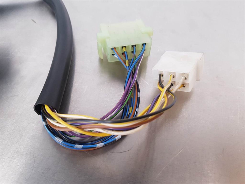 Volvo L20B/L25B - ZM2808703 - Steer col switch - Comutador de coluna de direção por Máquina de construção: foto 4 Volvo L20B/L25B - ZM2808703 - Steer col switch - Comutador de coluna de direção por Máquina de construção: foto 4
