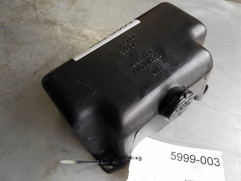 Volvo L30B - ZM2801189 - Tank/Behälter/Reservoir - Cabine e interior por Máquina de construção: foto 2 Volvo L30B - ZM2801189 - Tank/Behälter/Reservoir - Cabine e interior por Máquina de construção: foto 2