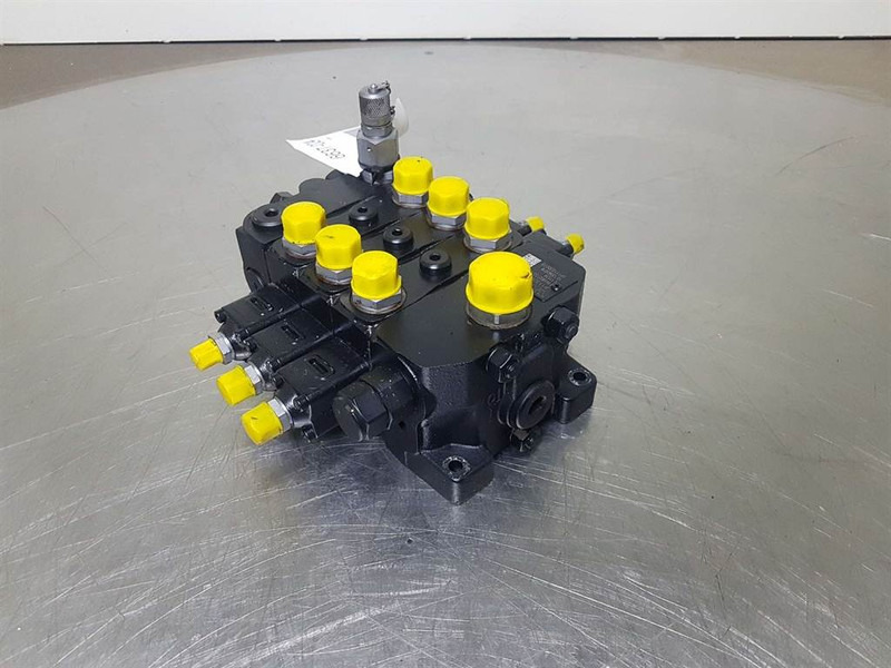 Volvo L30G-VOE11306160-Valve/Ventile/Ventiel - Hidráulica por Máquina de construção: foto 2 Volvo L30G-VOE11306160-Valve/Ventile/Ventiel - Hidráulica por Máquina de construção: foto 2
