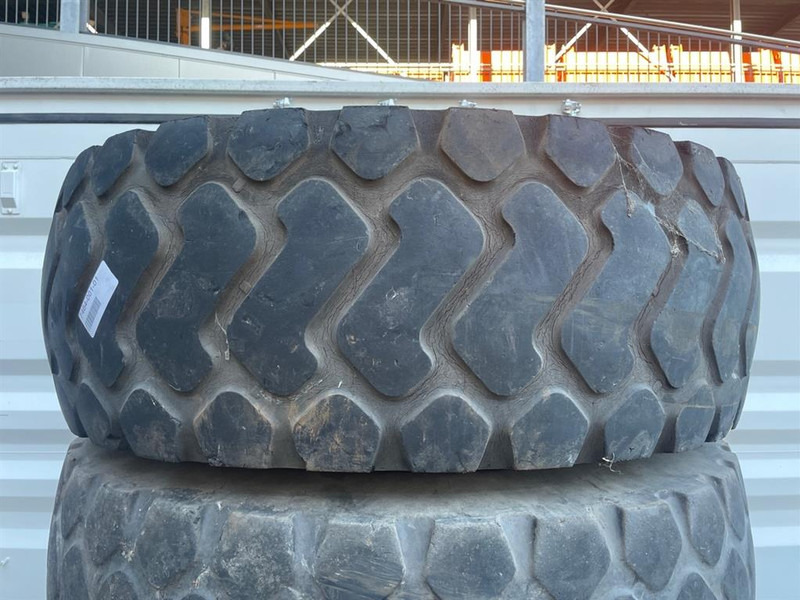 Werklust WG18B-Michelin 20.5R25-Tire/Reifen/Band - Jantes e pneus por Máquina de construção: foto 2 Werklust WG18B-Michelin 20.5R25-Tire/Reifen/Band - Jantes e pneus por Máquina de construção: foto 2