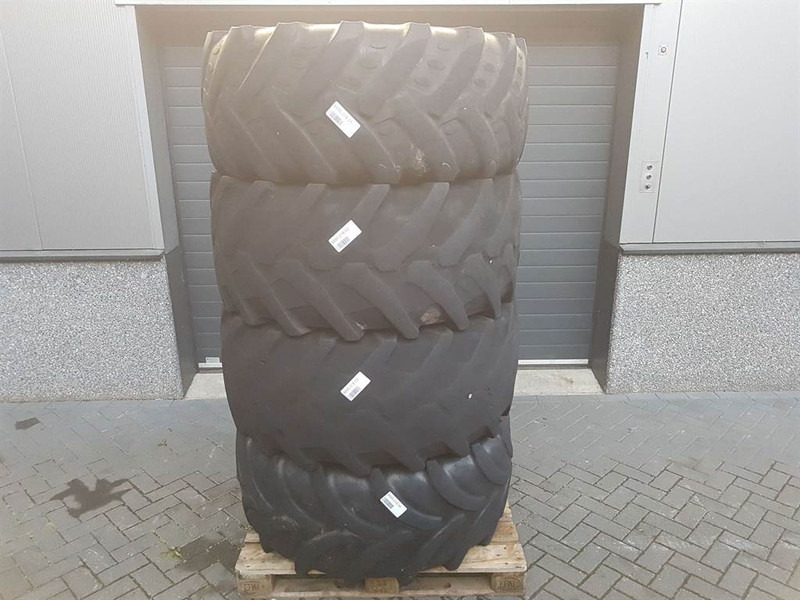 Zettelmeyer ZL801-BKT 480/70R24-Tire/Reifen/Band - Jantes e pneus por Máquina de construção: foto 1 Zettelmeyer ZL801-BKT 480/70R24-Tire/Reifen/Band - Jantes e pneus por Máquina de construção: foto 1