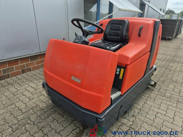 Hako Hakomatic B1100 Kehr- Nass- Scheuersaugmaschine - Varredora urbana: foto 2 Hako Hakomatic B1100 Kehr- Nass- Scheuersaugmaschine - Varredora urbana: foto 2