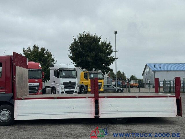 Mercedes-Benz Atego 823 3 Sitze + Klima + AHK + NUR 60.153 Km - Camião de caixa aberta/ Plataforma: foto 2 Mercedes-Benz Atego 823 3 Sitze + Klima + AHK + NUR 60.153 Km - Camião de caixa aberta/ Plataforma: foto 2