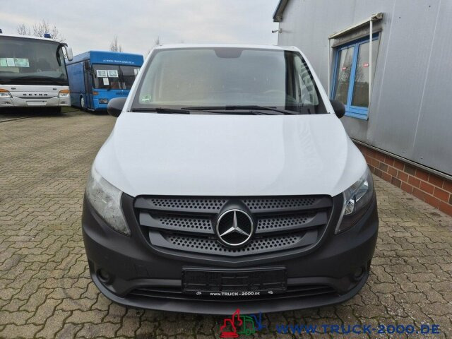 Mercedes-Benz Vito 116 CDI Kasten Lang AHK 2t. 3Sitze Tempomat - Furgão compacto: foto 5 Mercedes-Benz Vito 116 CDI Kasten Lang AHK 2t. 3Sitze Tempomat - Furgão compacto: foto 5