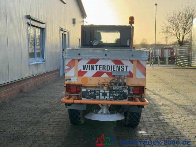 Multicar Tremo X56 Winterdienst Streuer + Besen NUR5569KM - Varredora urbana: foto 5 Multicar Tremo X56 Winterdienst Streuer + Besen NUR5569KM - Varredora urbana: foto 5
