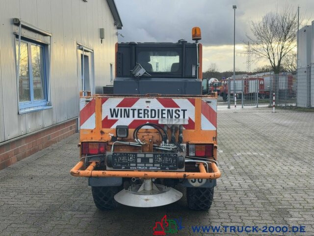 Multicar Tremo X56 Winterdienst Streuer + Besen NUR8568KM - Varredora urbana: foto 5 Multicar Tremo X56 Winterdienst Streuer + Besen NUR8568KM - Varredora urbana: foto 5