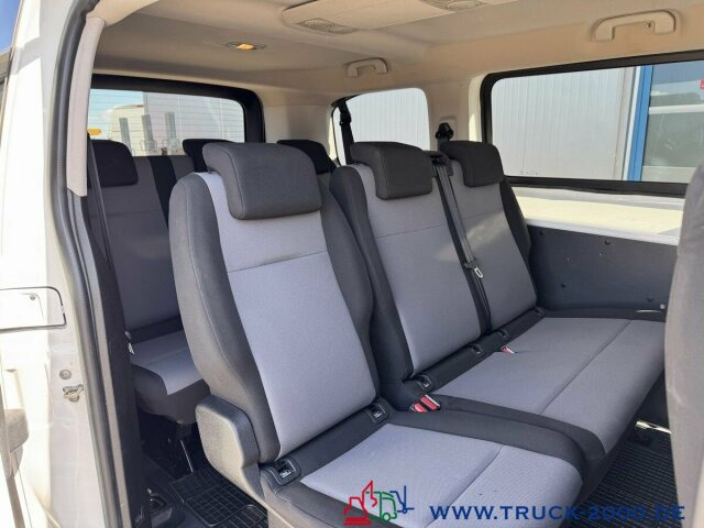 Opel Vivaro 9 Sitzer Klima vorne & hinten Navi + DAB - Minibus, Furgão de passageiros: foto 5 Opel Vivaro 9 Sitzer Klima vorne & hinten Navi + DAB - Minibus, Furgão de passageiros: foto 5