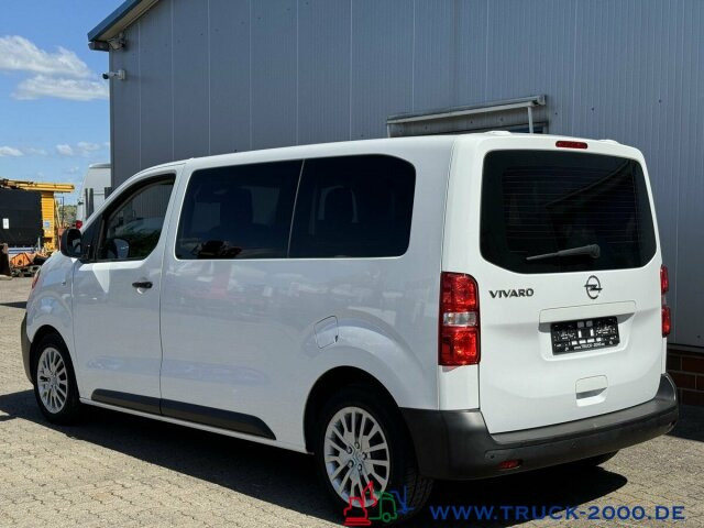 Minibus, Furgão de passageiros Opel Vivaro 9 Sitzer Klima vorne & hinten Navi + DAB: foto 13