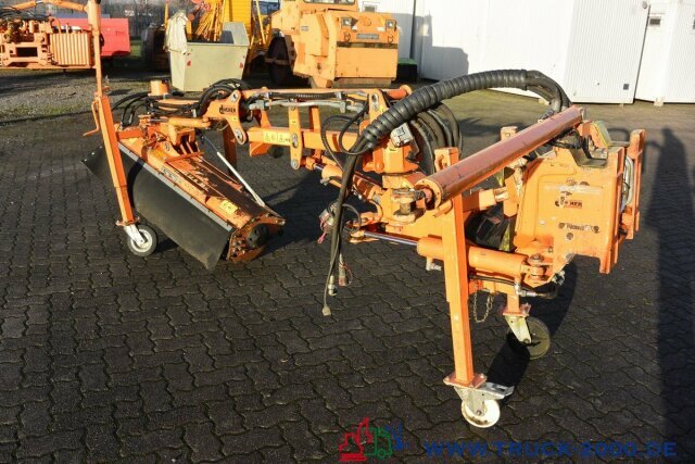 Unimog Dücker RSM 13/2 Ausleger & Schlegelmäher - Limpa bermas: foto 1 Unimog Dücker RSM 13/2 Ausleger & Schlegelmäher - Limpa bermas: foto 1