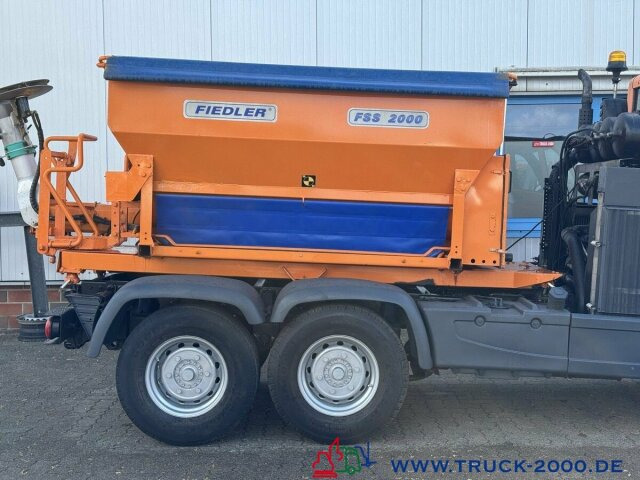 Multicar M30 6x4 3 Achsen Winterdienst Schild +Streuer - Veículo comercial: foto 3 Multicar M30 6x4 3 Achsen Winterdienst Schild +Streuer - Veículo comercial: foto 3