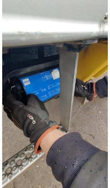 Dhollandia Tailgate / Loadboard / Laadklep / Achtersluitklep 2000 kg MBB / Palfinger / B.A.R. Cargolift - Rampa hidráulica: foto 5 Dhollandia Tailgate / Loadboard / Laadklep / Achtersluitklep 2000 kg MBB / Palfinger / B.A.R. Cargolift - Rampa hidráulica: foto 5