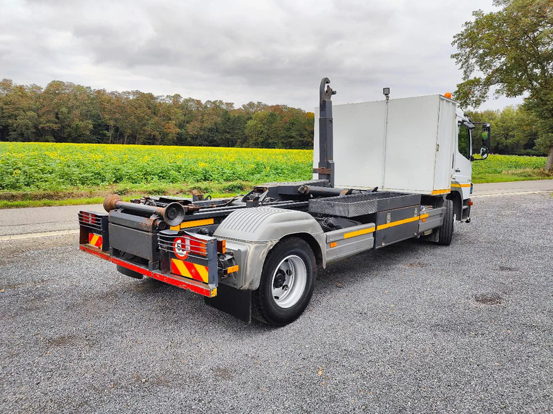 Mercedes-Benz Atego 1218 Containersystem / Hooklift Hyvalift - Camião polibenne: foto 3 Mercedes-Benz Atego 1218 Containersystem / Hooklift Hyvalift - Camião polibenne: foto 3