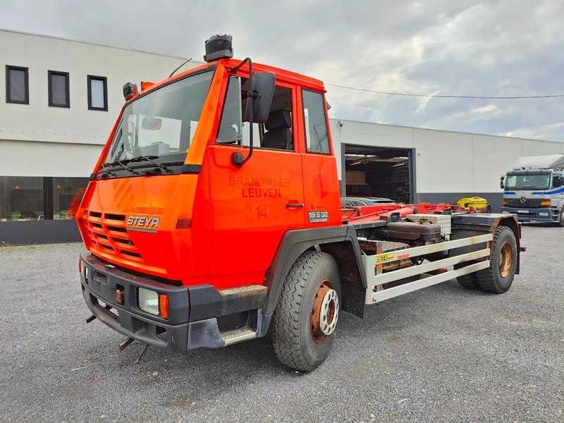 Steyr 19S31 19S32 Container Marrel - Camião polibenne: foto 2 Steyr 19S31 19S32 Container Marrel - Camião polibenne: foto 2