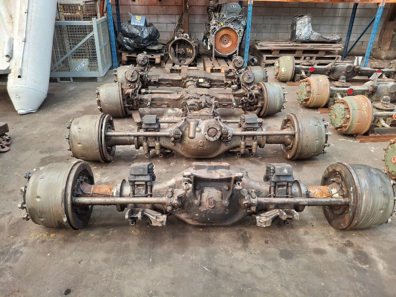 MAN KAT 8x8 complete AXLE SET - Eixo e peças: foto 5 MAN KAT 8x8 complete AXLE SET - Eixo e peças: foto 5
