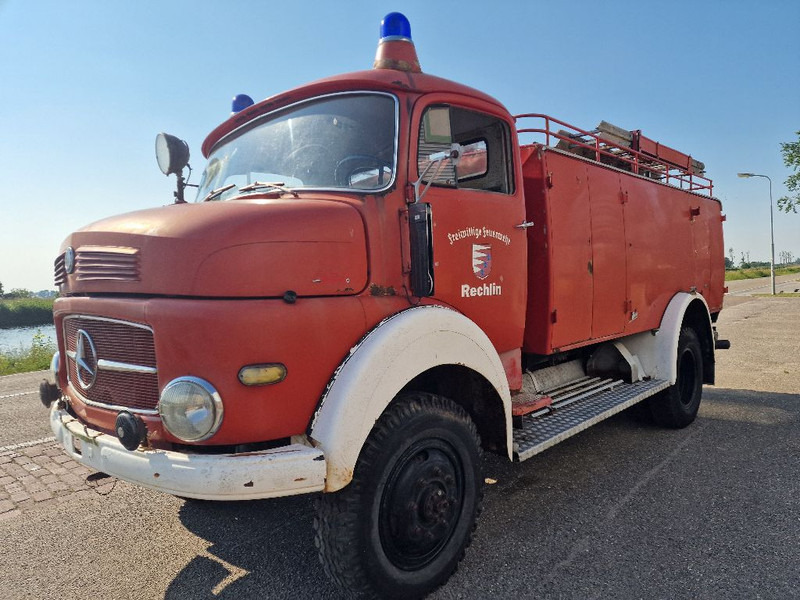 Mercedes-Benz LAF 322 4x4 - Carro de bombeiro: foto 1 Mercedes-Benz LAF 322 4x4 - Carro de bombeiro: foto 1