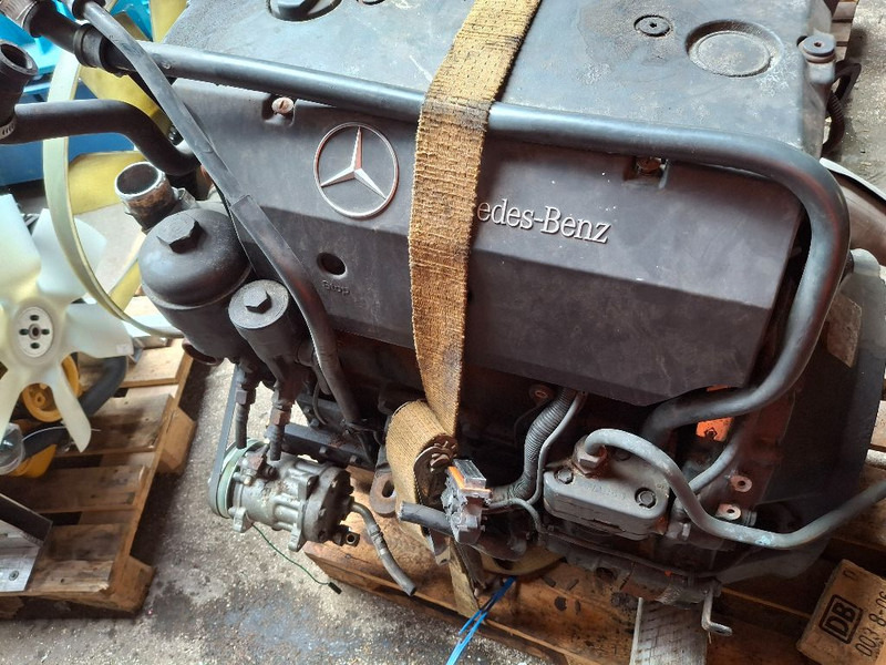 Mercedes-Benz OM904LA - Motor: foto 4 Mercedes-Benz OM904LA - Motor: foto 4