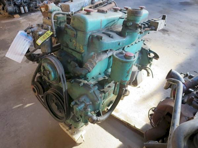 Scania 110 - Motor por Camião: foto 1 Scania 110 - Motor por Camião: foto 1