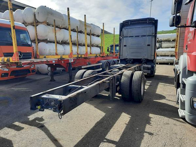 Scania R 114 LB 380 - Camião chassi: foto 3 Scania R 114 LB 380 - Camião chassi: foto 3