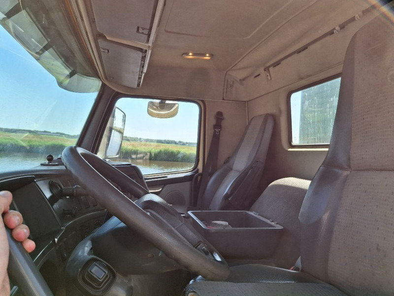 Camião basculante Volvo FM 260 KIPPER MANUAL GEARBOX: foto 14