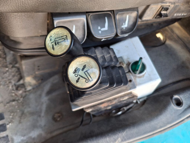 Camião basculante Volvo FM 260 KIPPER MANUAL GEARBOX: foto 10