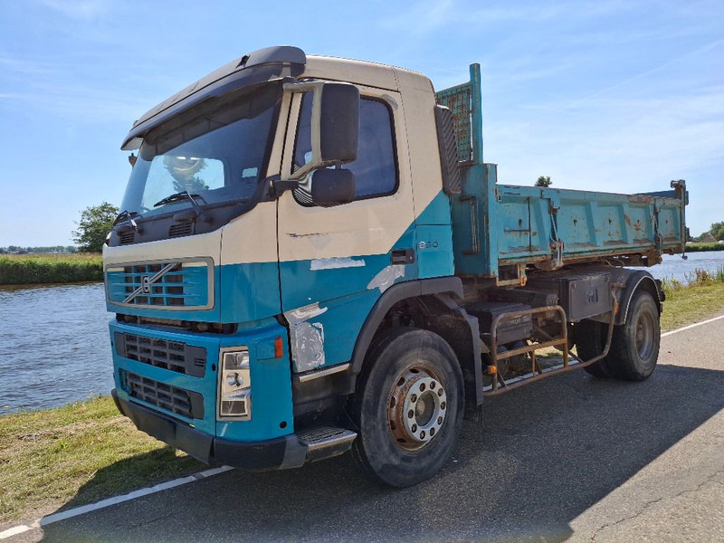 Camião basculante Volvo FM 260 KIPPER MANUAL GEARBOX: foto 6