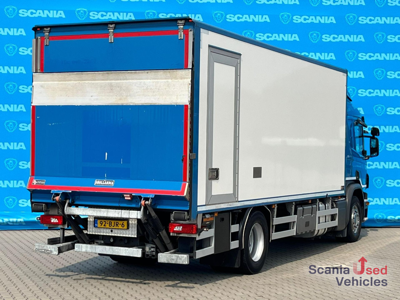 Camião furgão SCANIA P 250 DB4x2MNA AIRCO TAILLIFT 1.5T BOX 675X250X235: foto 10