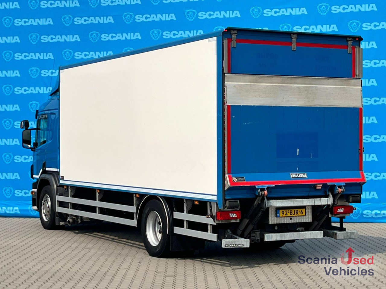Camião furgão SCANIA P 250 DB4x2MNA AIRCO TAILLIFT 1.5T BOX 675X250X235: foto 9