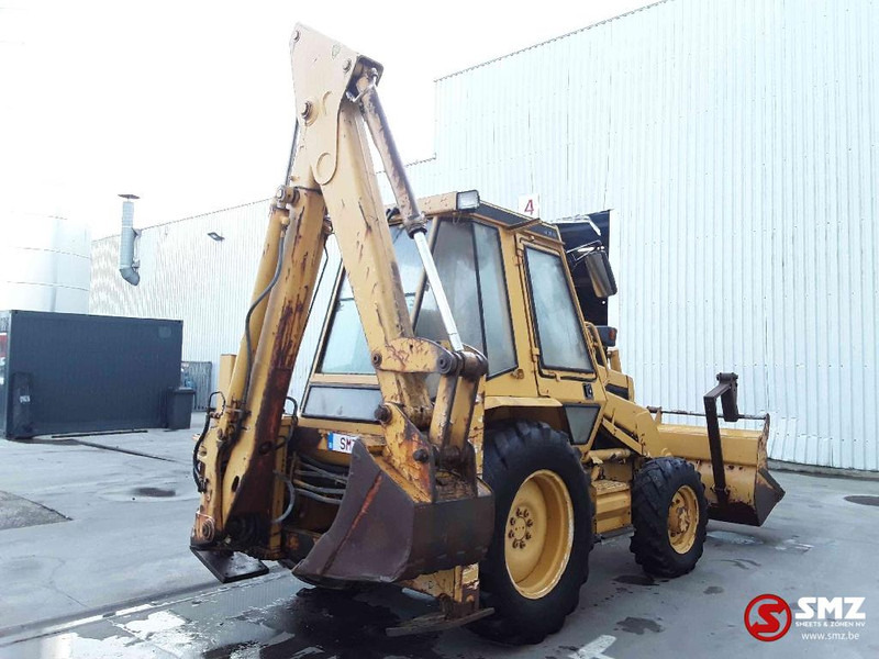 Retroescavadeira Caterpillar 428: foto 12